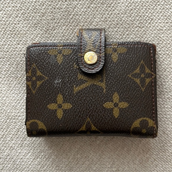 Louis Vuitton Accessories - Louis Vuitton vintage card holder